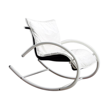 Rocking chair Memphis Ellipse en cuir Les Amisco avec son coussin