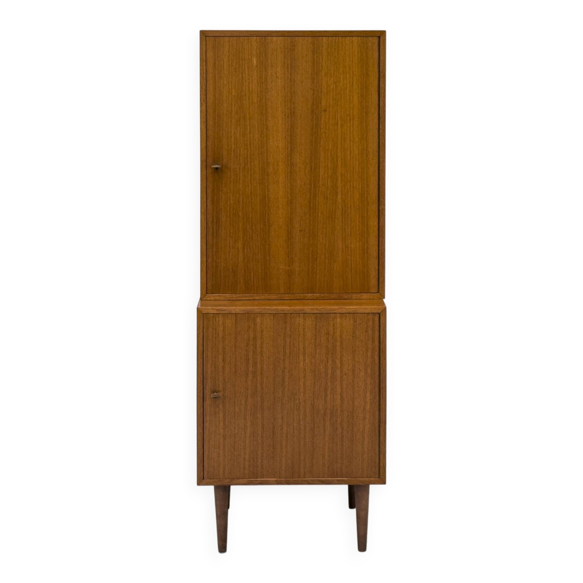 Armoire étroite en teck, années 1960