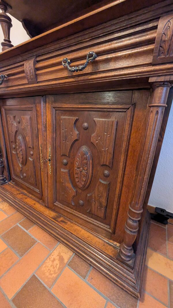 Buffet chêne années 1890 -1900 style Henri II