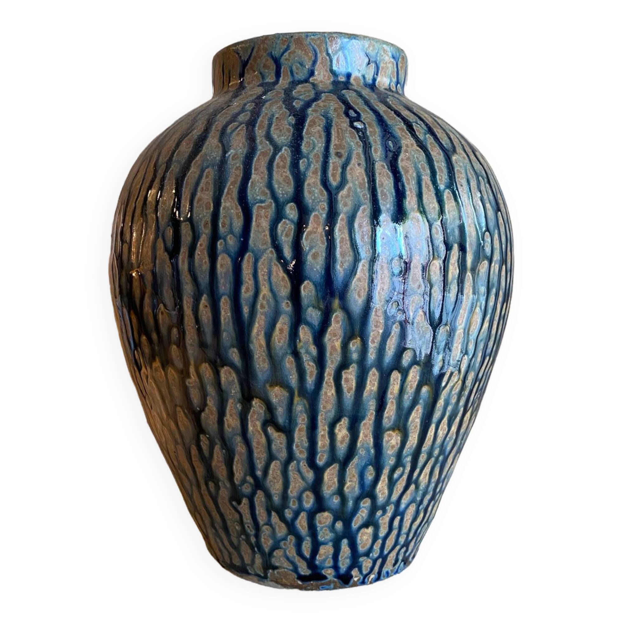 Ceramic vase