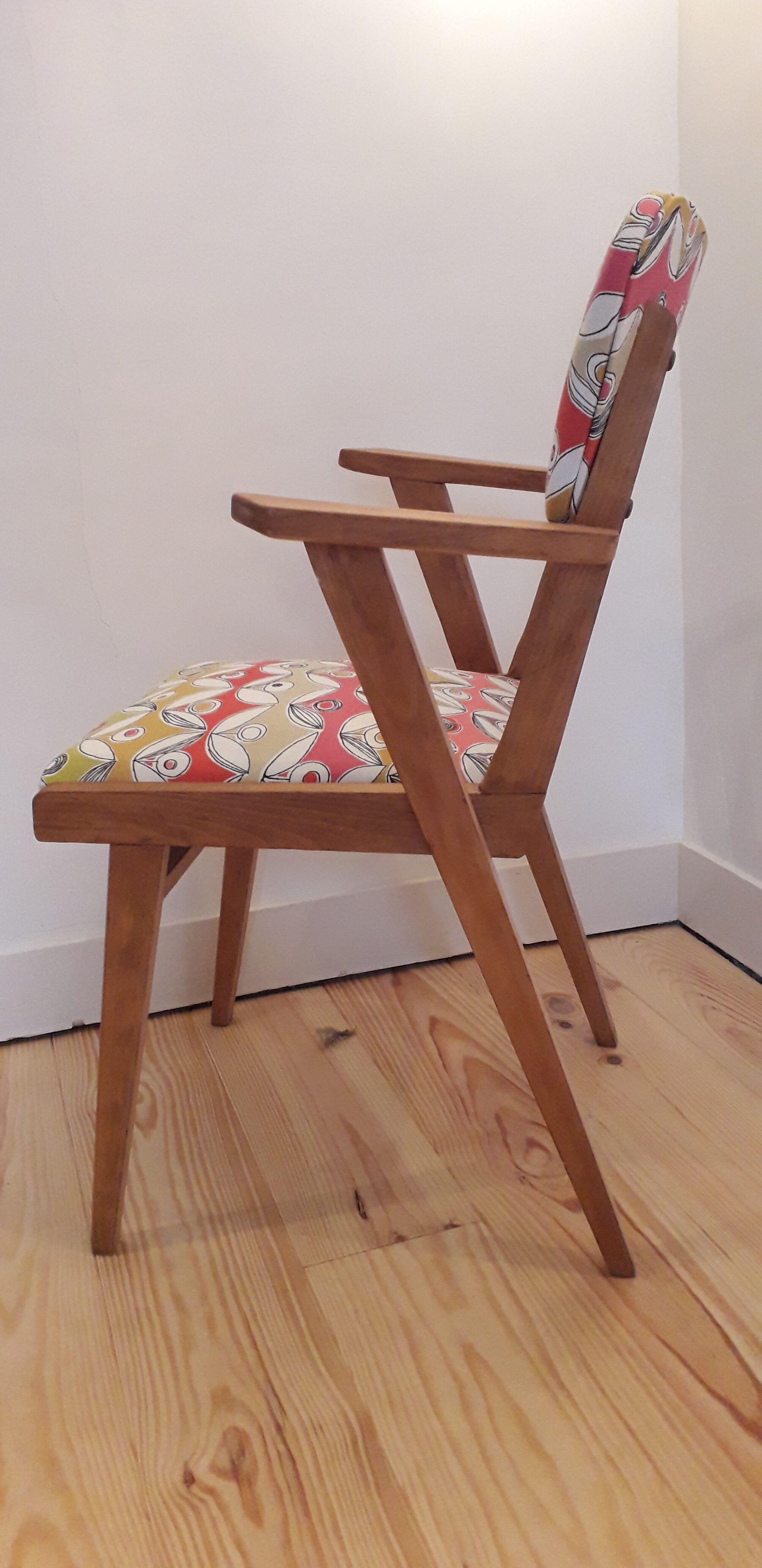 Armchair feet compass 60s