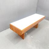Console basse vintage en bois avec verre opalin, 1960