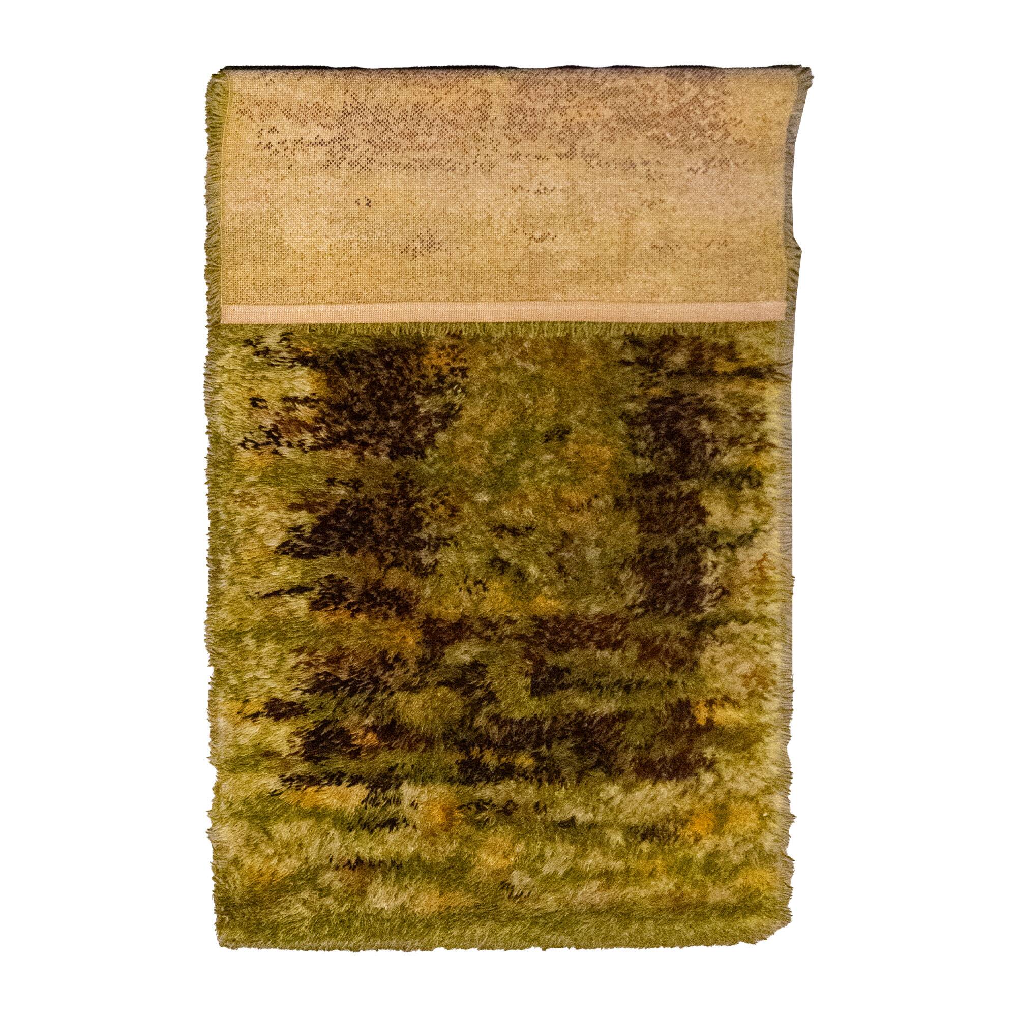 Green Space Age Carpet Gala