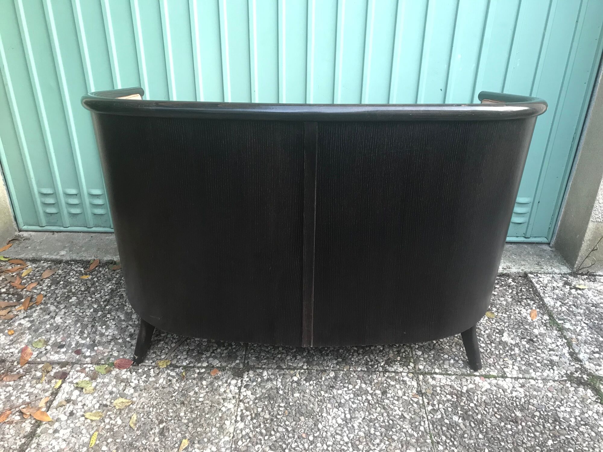 Lot of 2 armchairs and a sofa from Baumann in black wood and marble rose leather