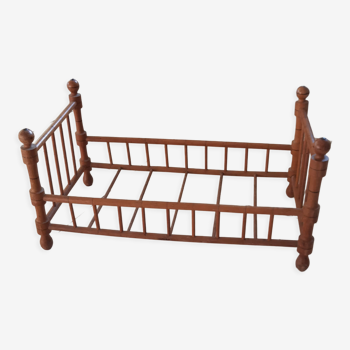 Antique doll bed