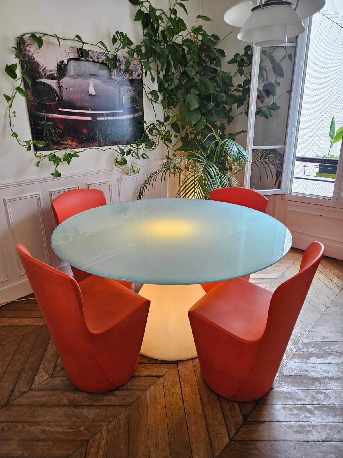 Table lumineuse ED et 4 chaises Zoe – Slide, design Guglielmo Berch