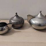 Art Deco tea service in pewter