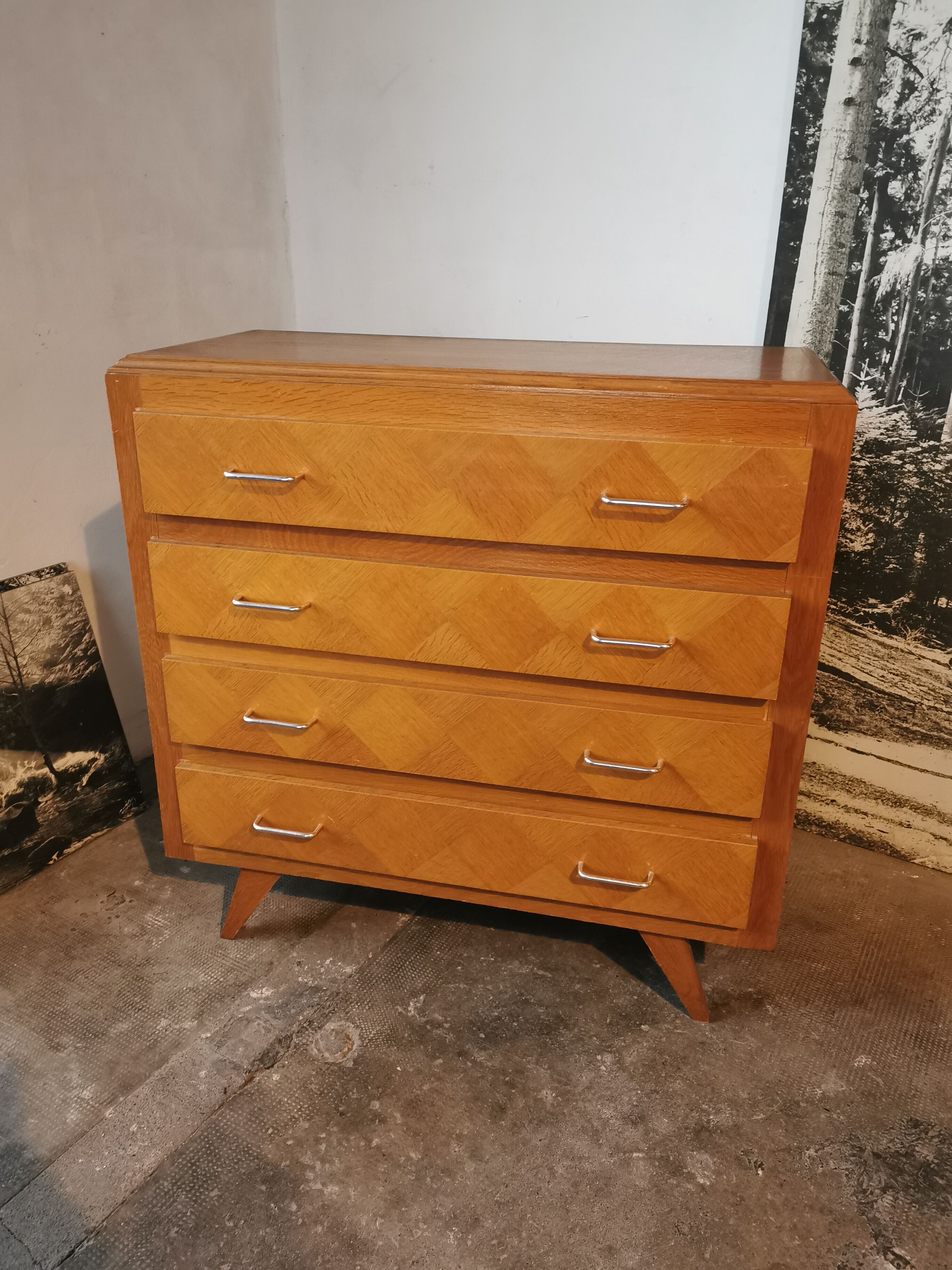 Vintage chest of drawers, compass legs, light wood