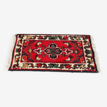 VINTAGE Oriental Velvet Rug