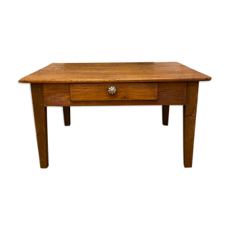 Wooden farm coffee table