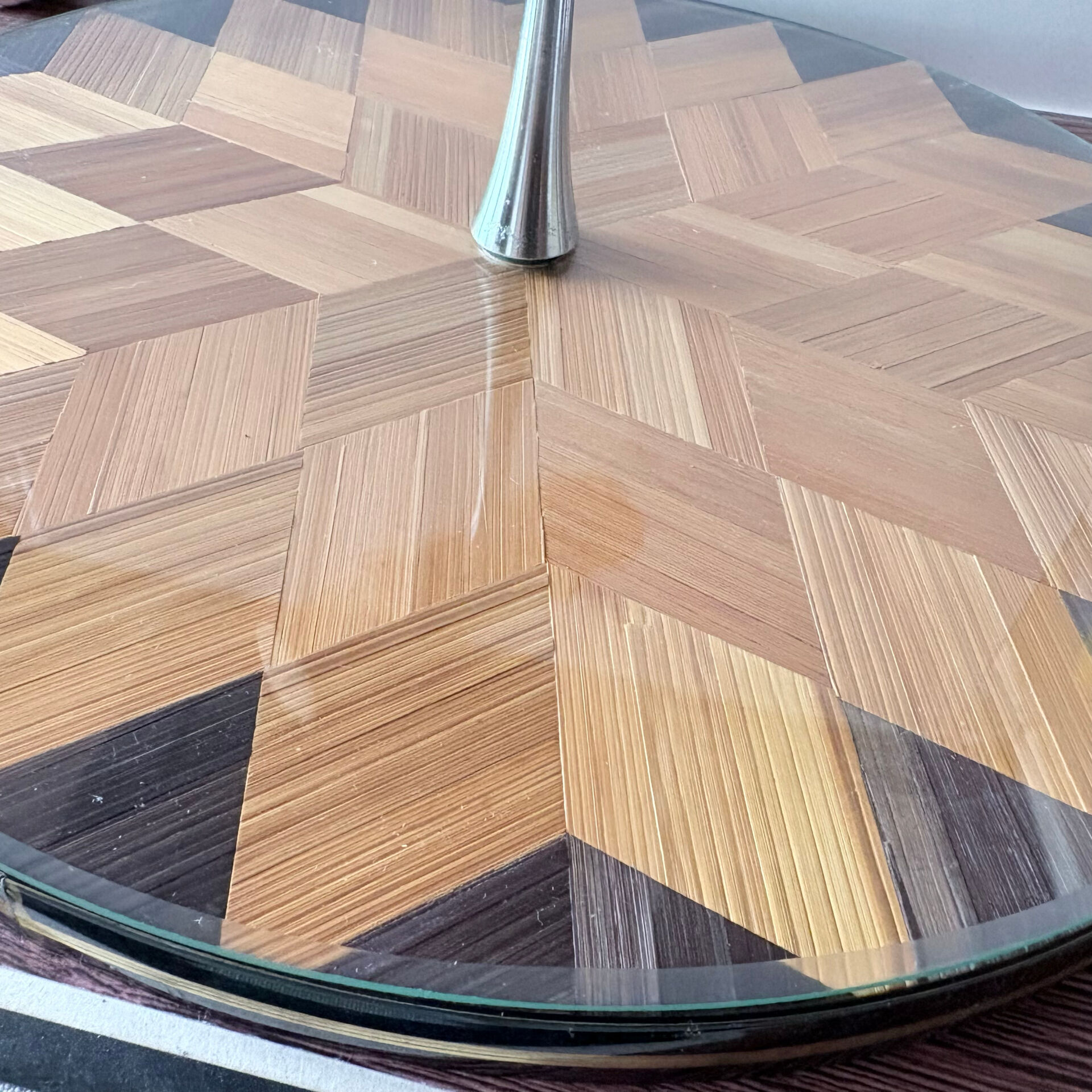 Plateau service straw marquetry