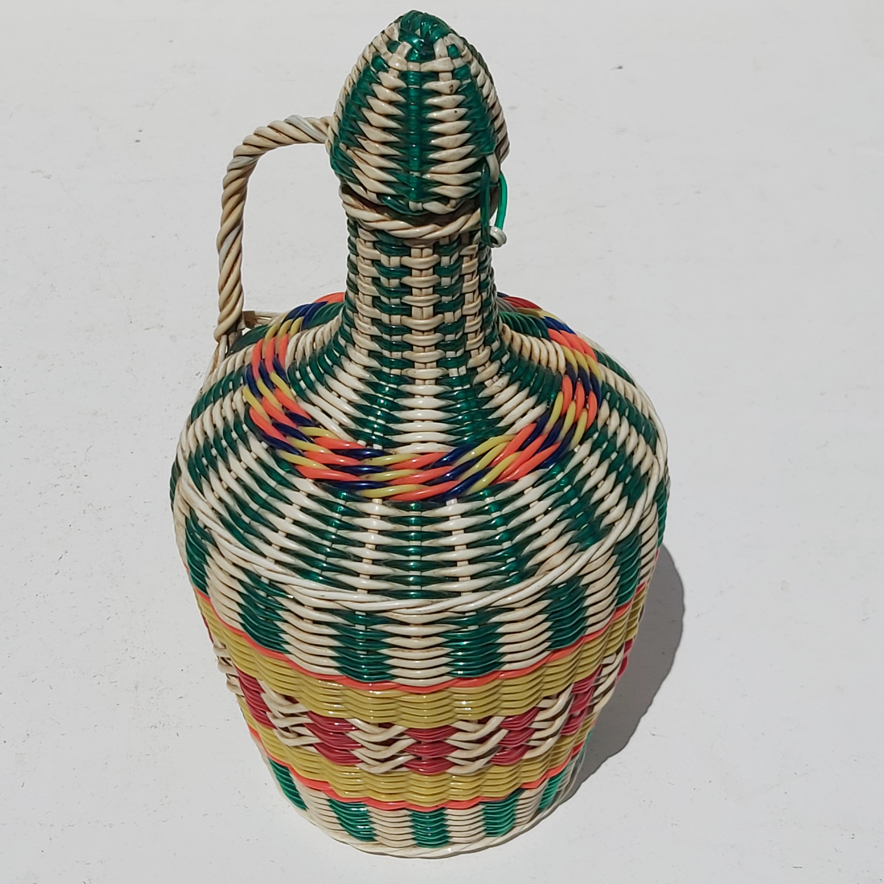 Vintage viresa scoubidou bottle