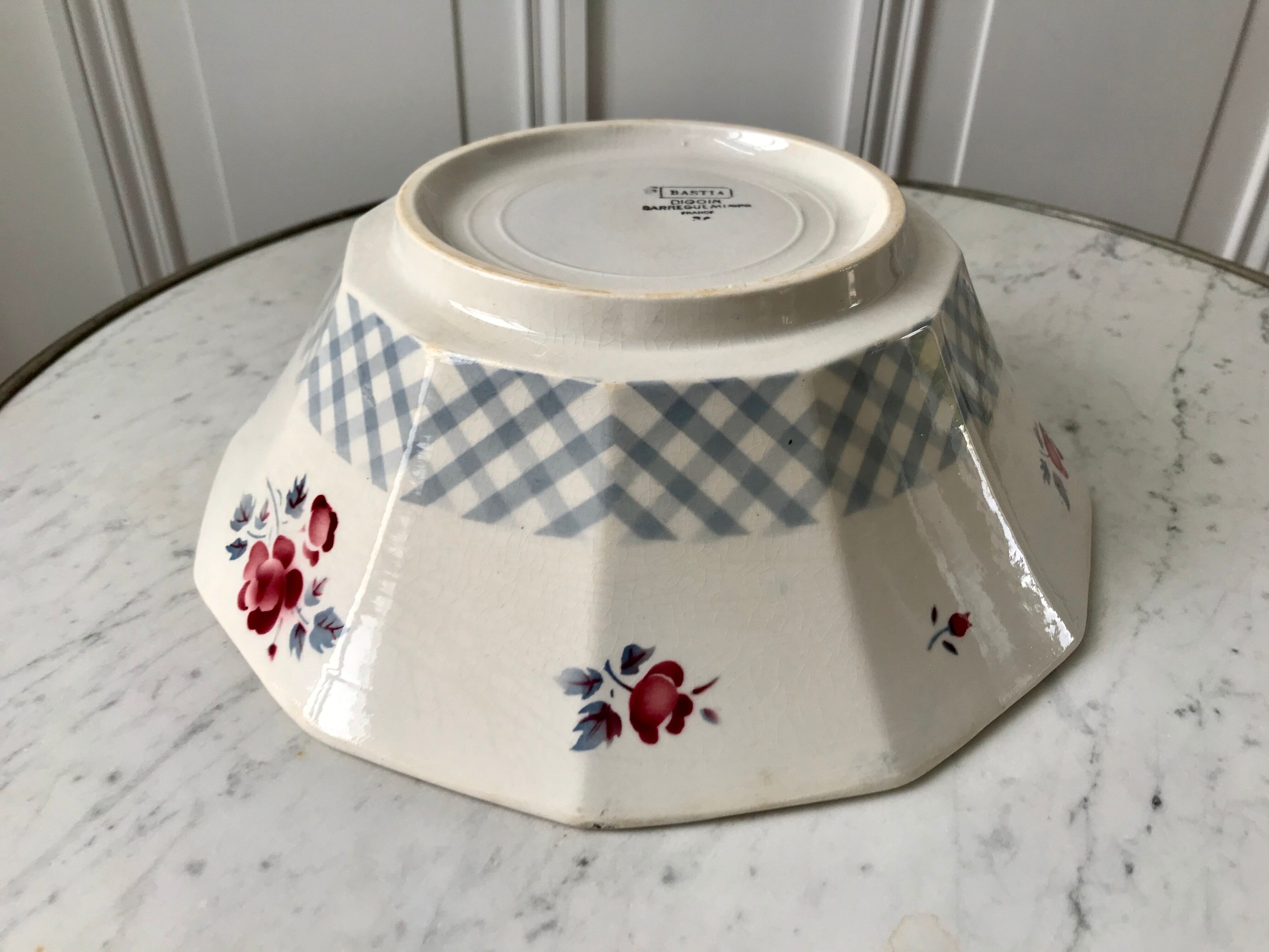 Salad bowl Digoin Sarreguemines model "Bastia" years 30-40