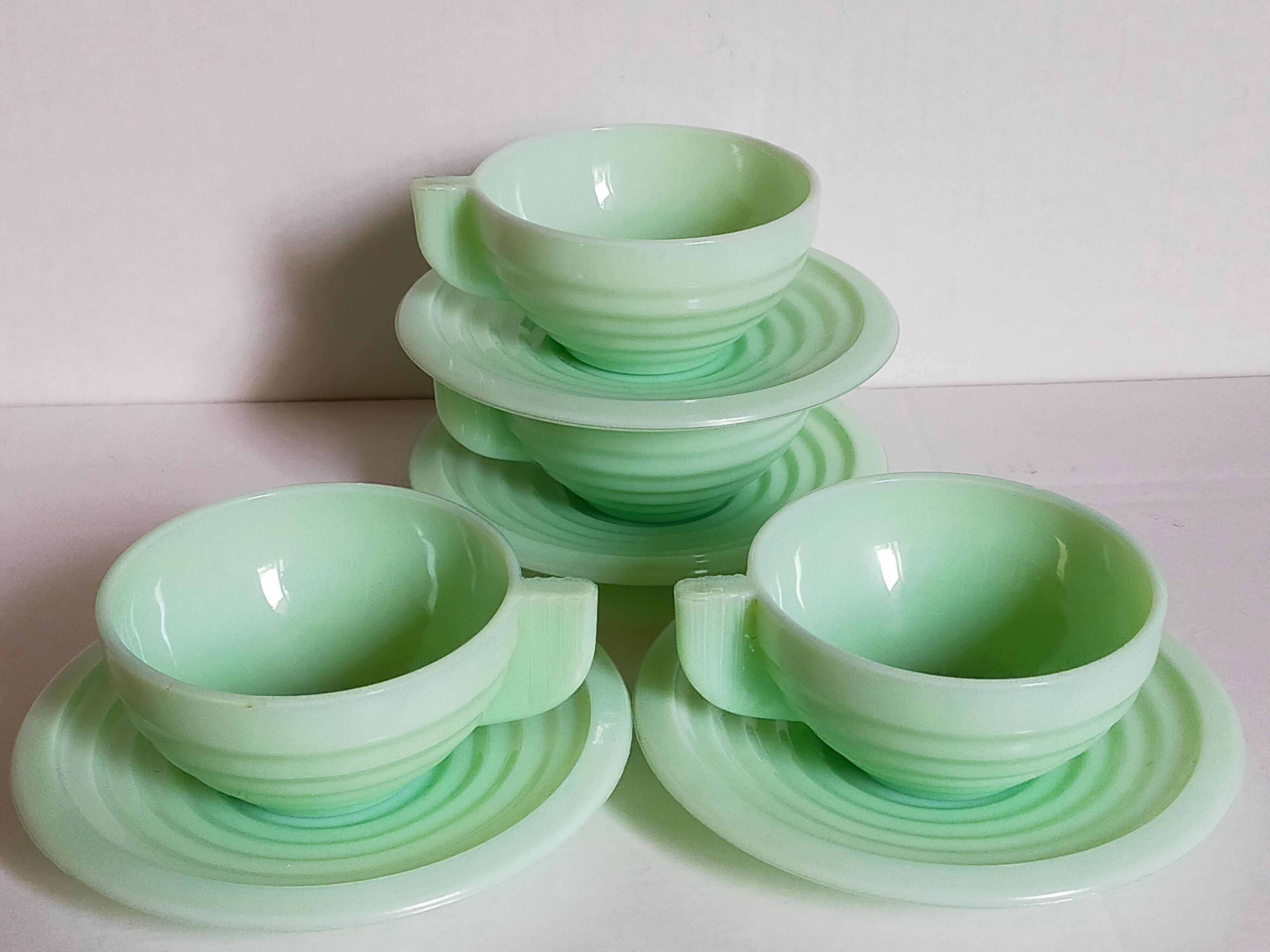 Four Art-Deco opaline cups