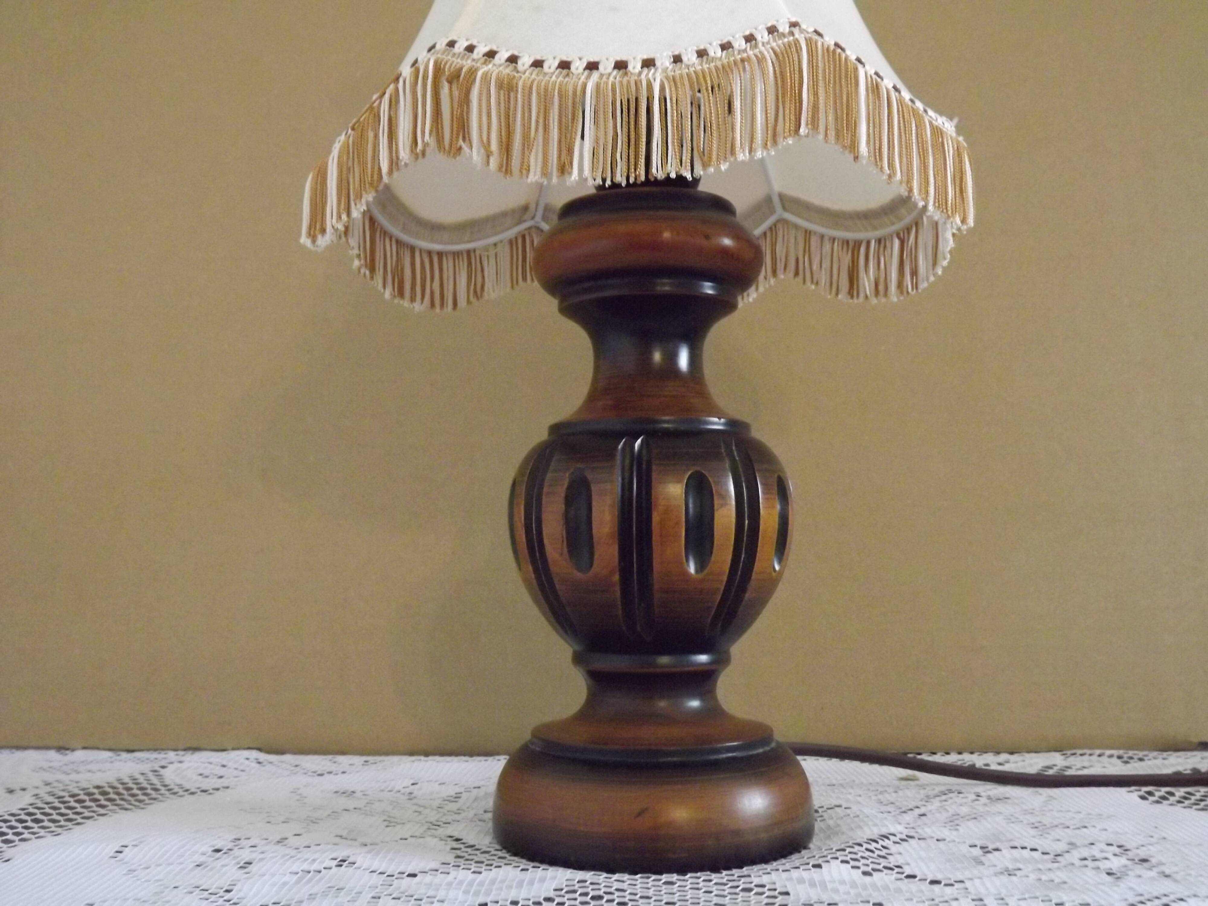 French Mid Century Round Turned Wood Table Lamp Cream Fringed Shade 5573