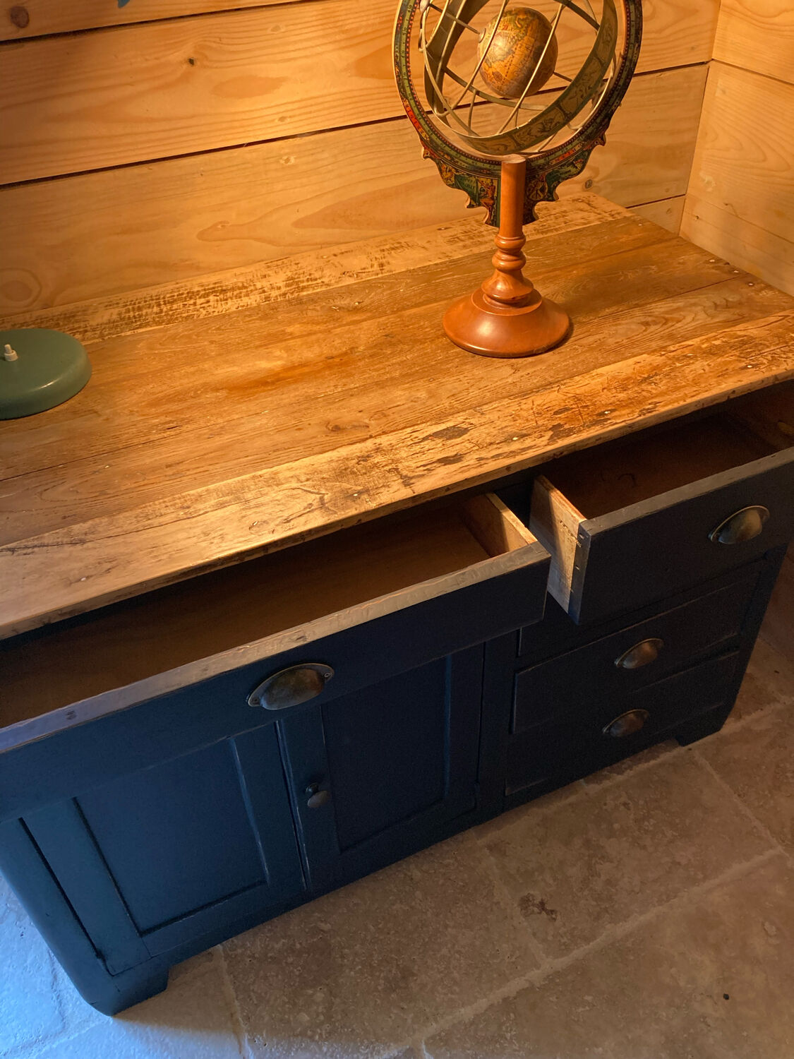 Workshop furniture