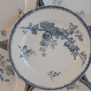 Set of 6 flat plates Terre de Fer U&C Sarreguemines model "Groseilles" late nineteenth