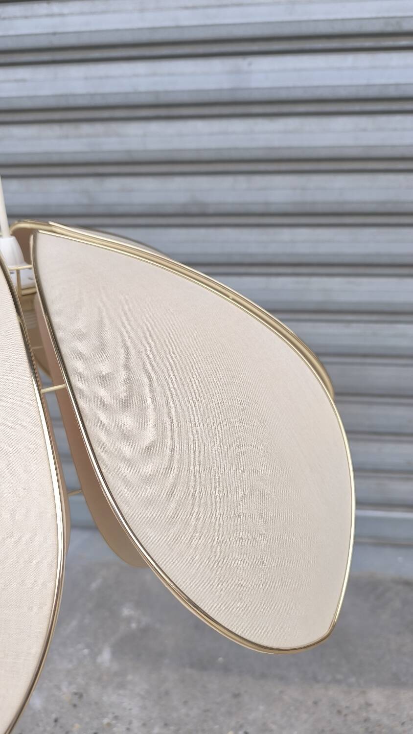 60s flower pendant light