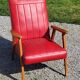 Fauteuil vintage des années 50 pieds compas moleskine rouge