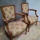 Paire de fauteuils de style Louis XVI