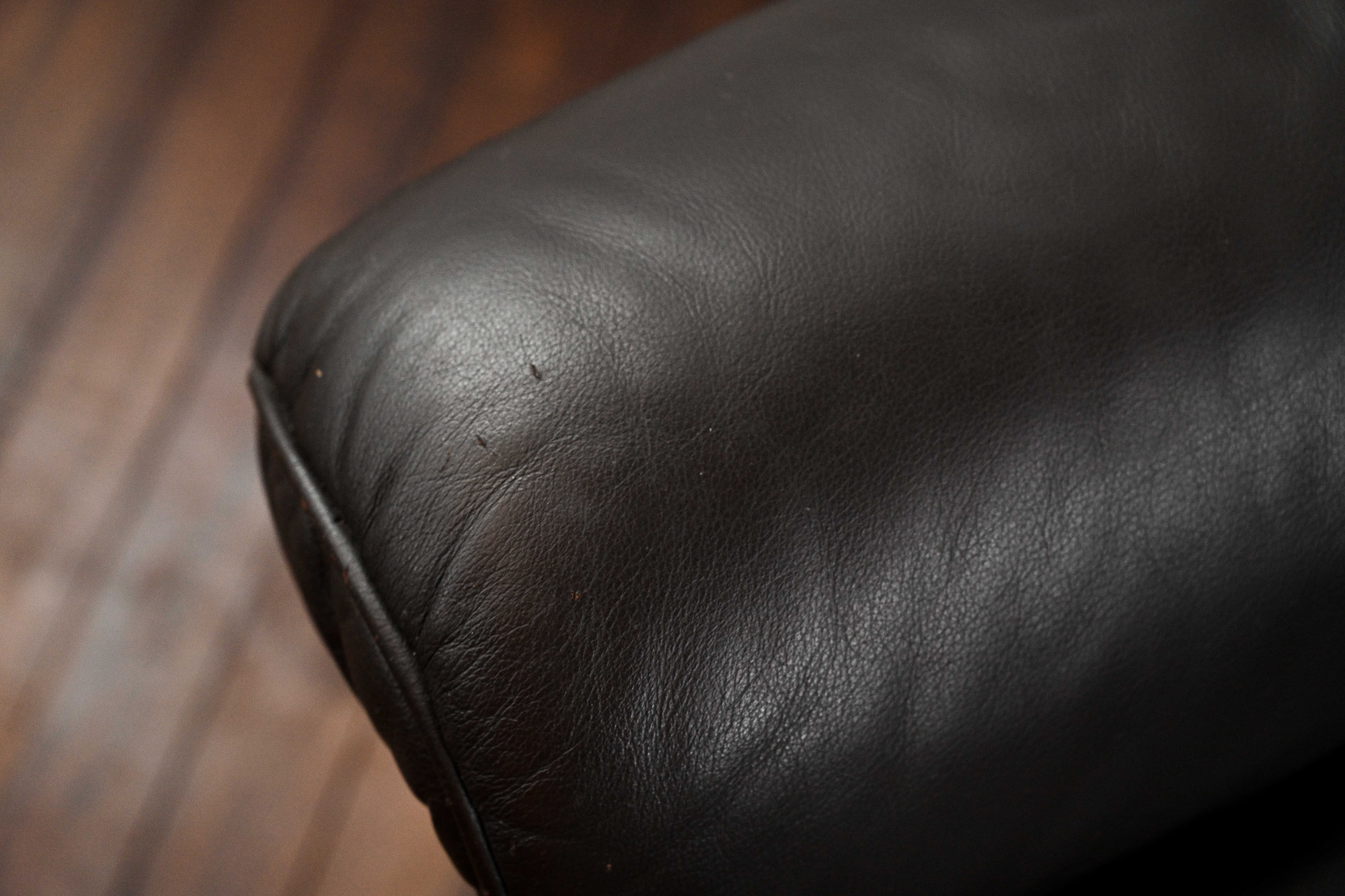 De Sede DS-31 armchair with matching foot rest