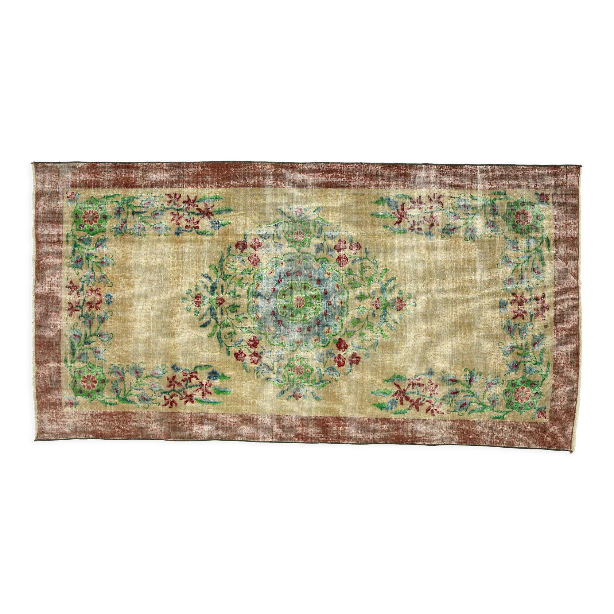 Anatolian handmade vintage rug 210 cm x 107 cm