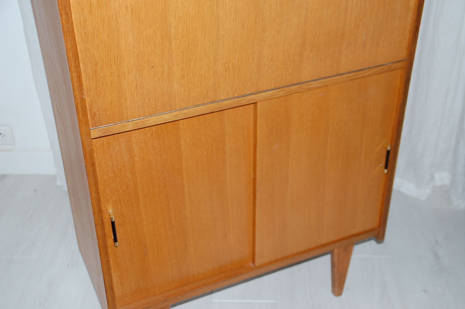 Secretary of late 1960s