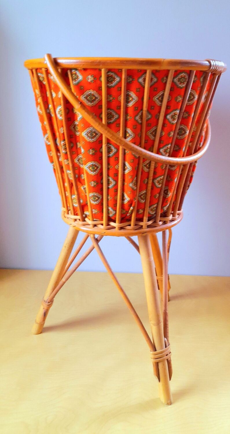 Tripod rattan worker 70s