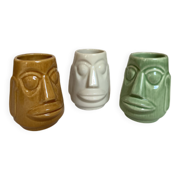 Trio de petits vases têtes style moaï