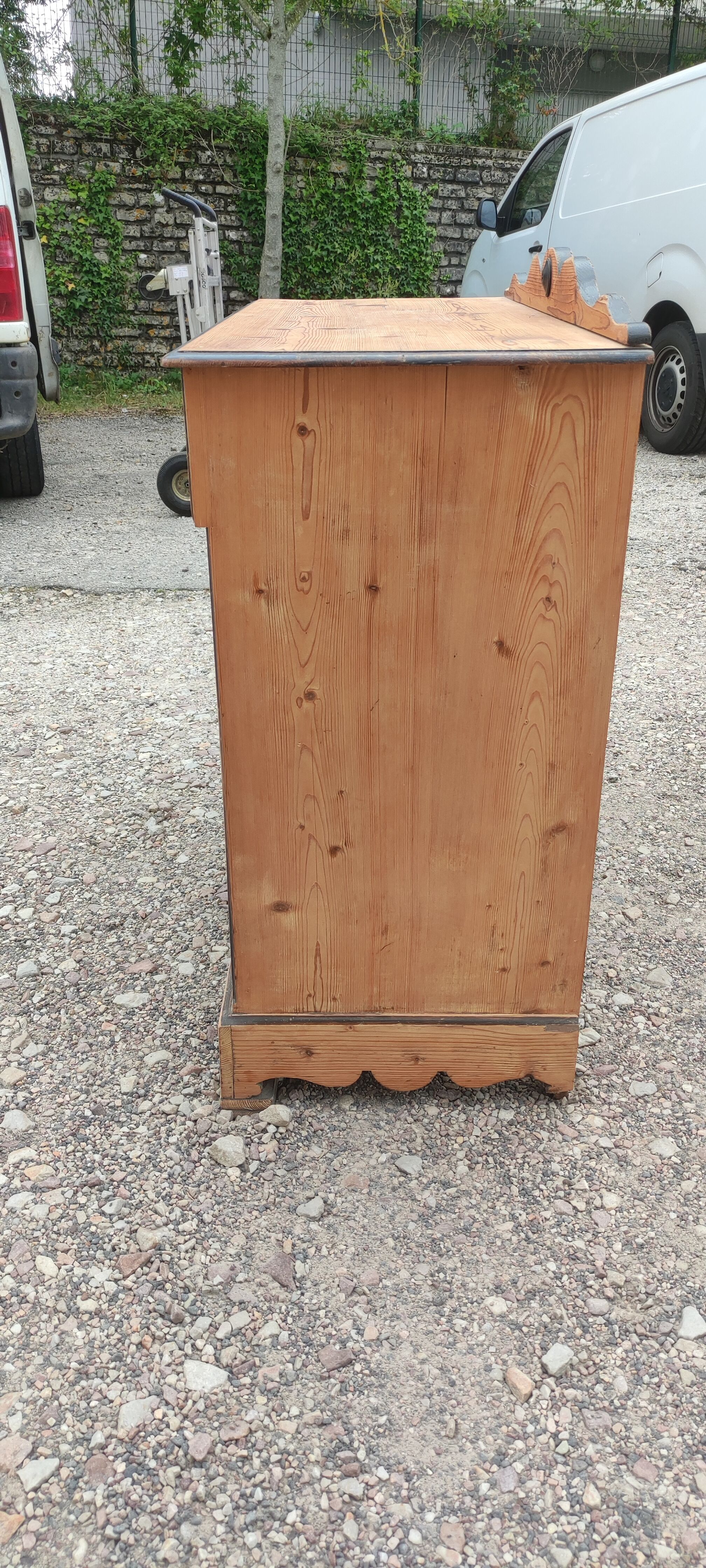 Commode