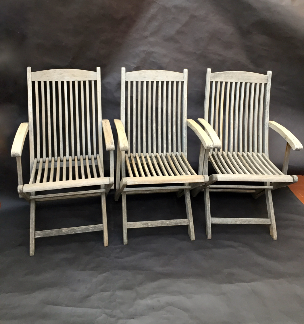 3 vintage folding garden chairs made of River Han teak