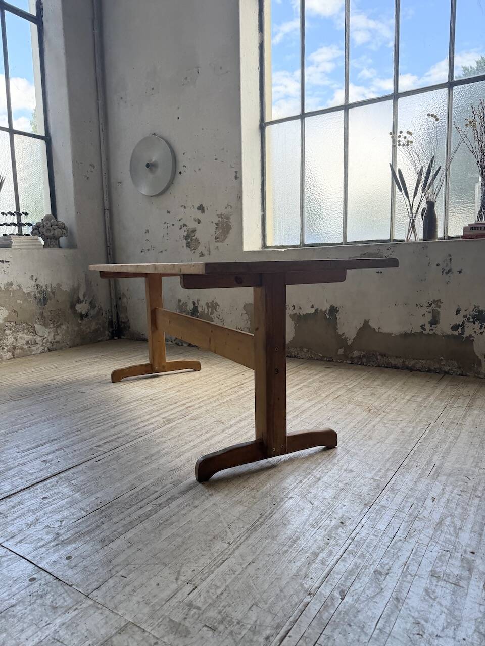 Perriand mountain furniture pine dining table