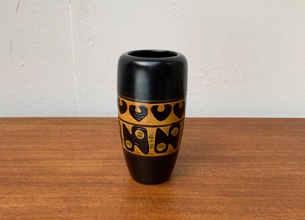 West German pottery vase from the mid-century by WGP of Dümler & Breiden, 1960s.