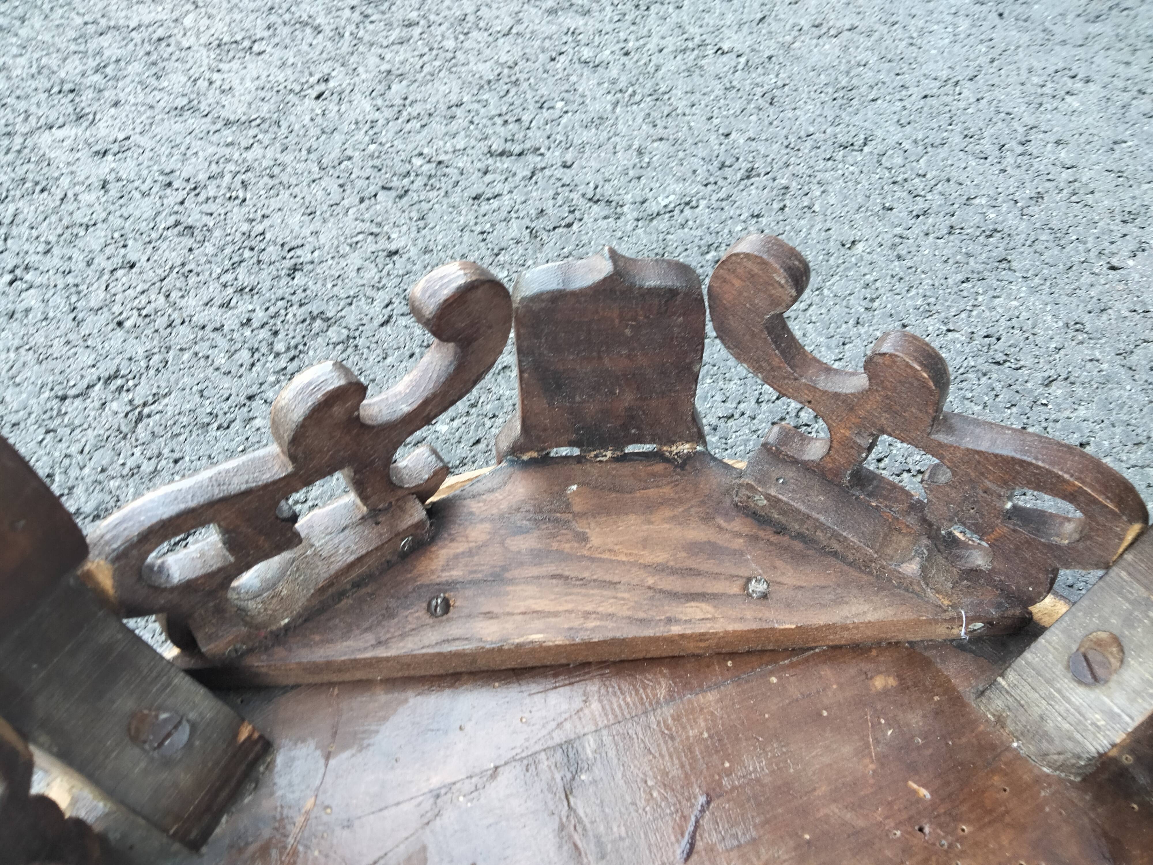 Pedestal table in old natural wood late nineteenth century