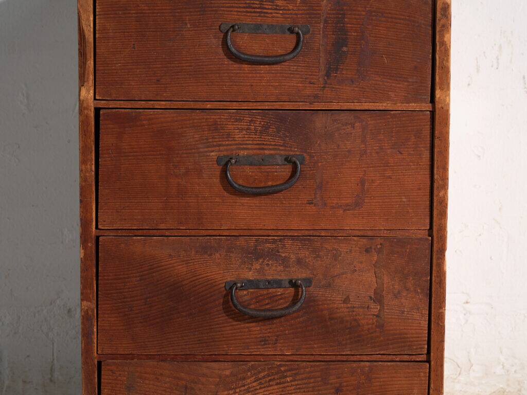 Antique Japanese tansu chest – Japan, circa 1910