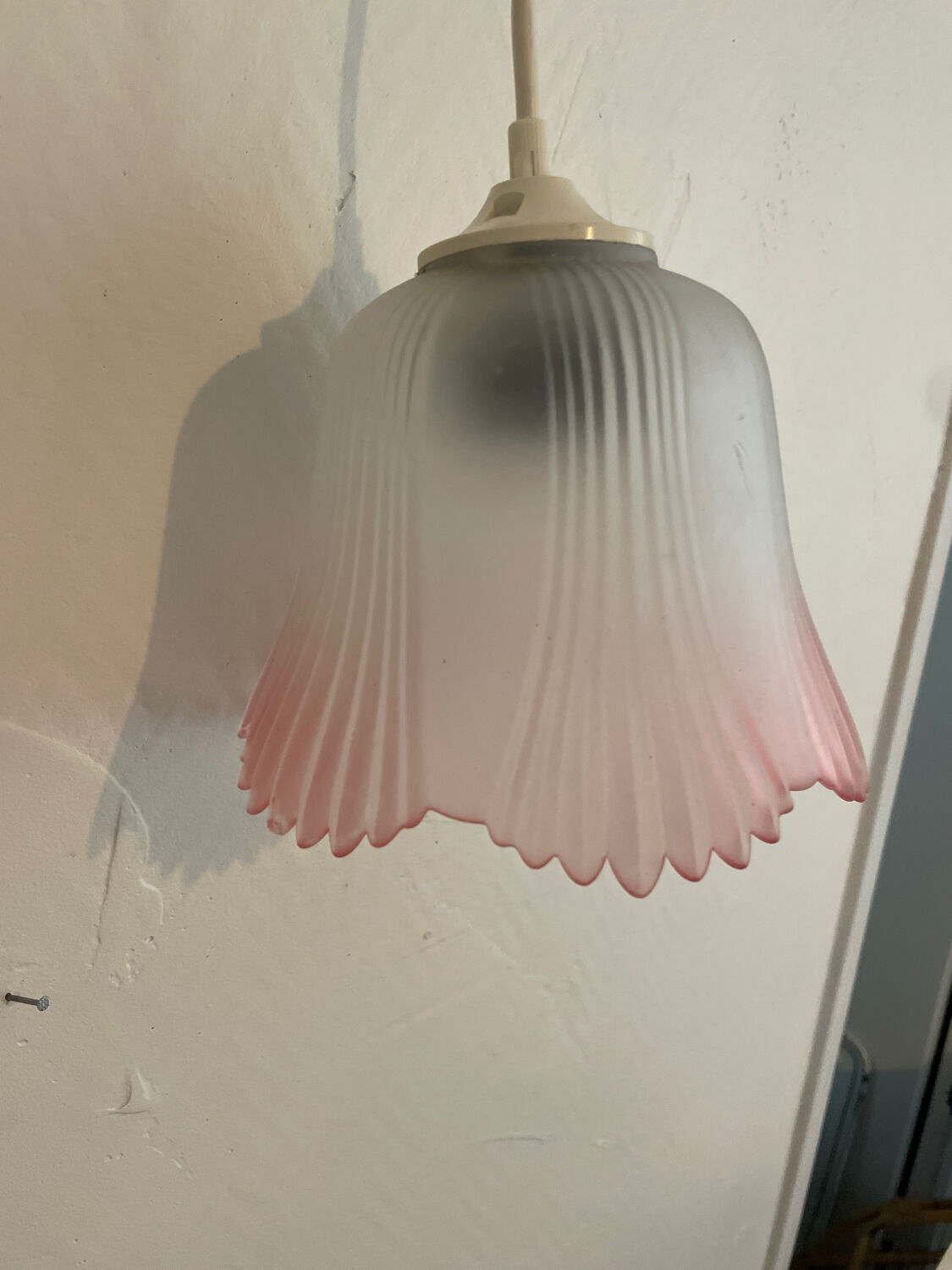 Rosé chandelier