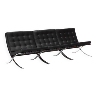 Barcelona chairs by Ludwig Mies van der Rohe for Knoll, 1980s