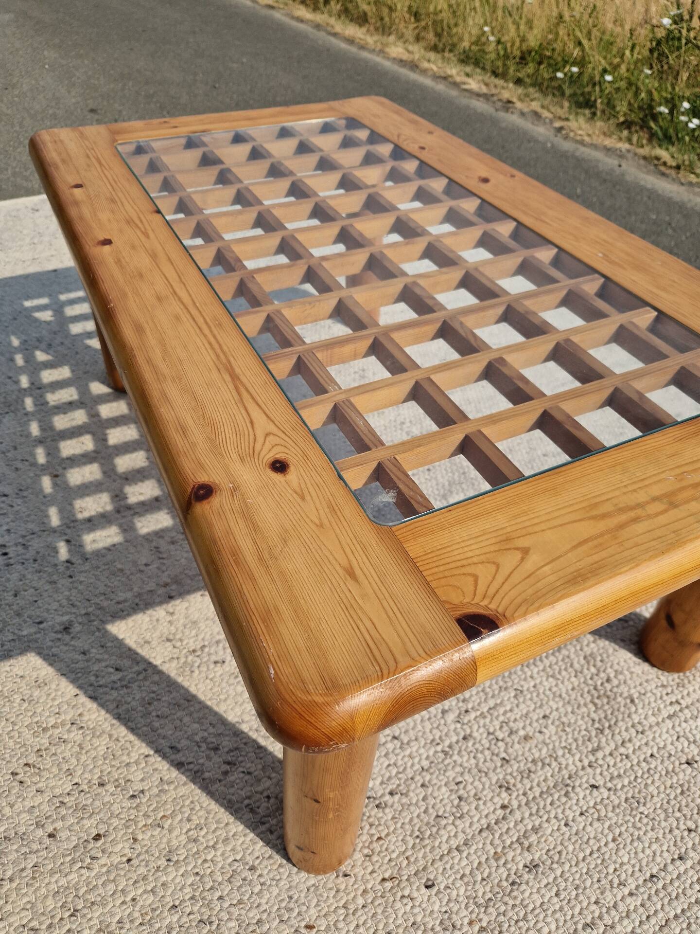 Vintage modernist coffee table in pine.