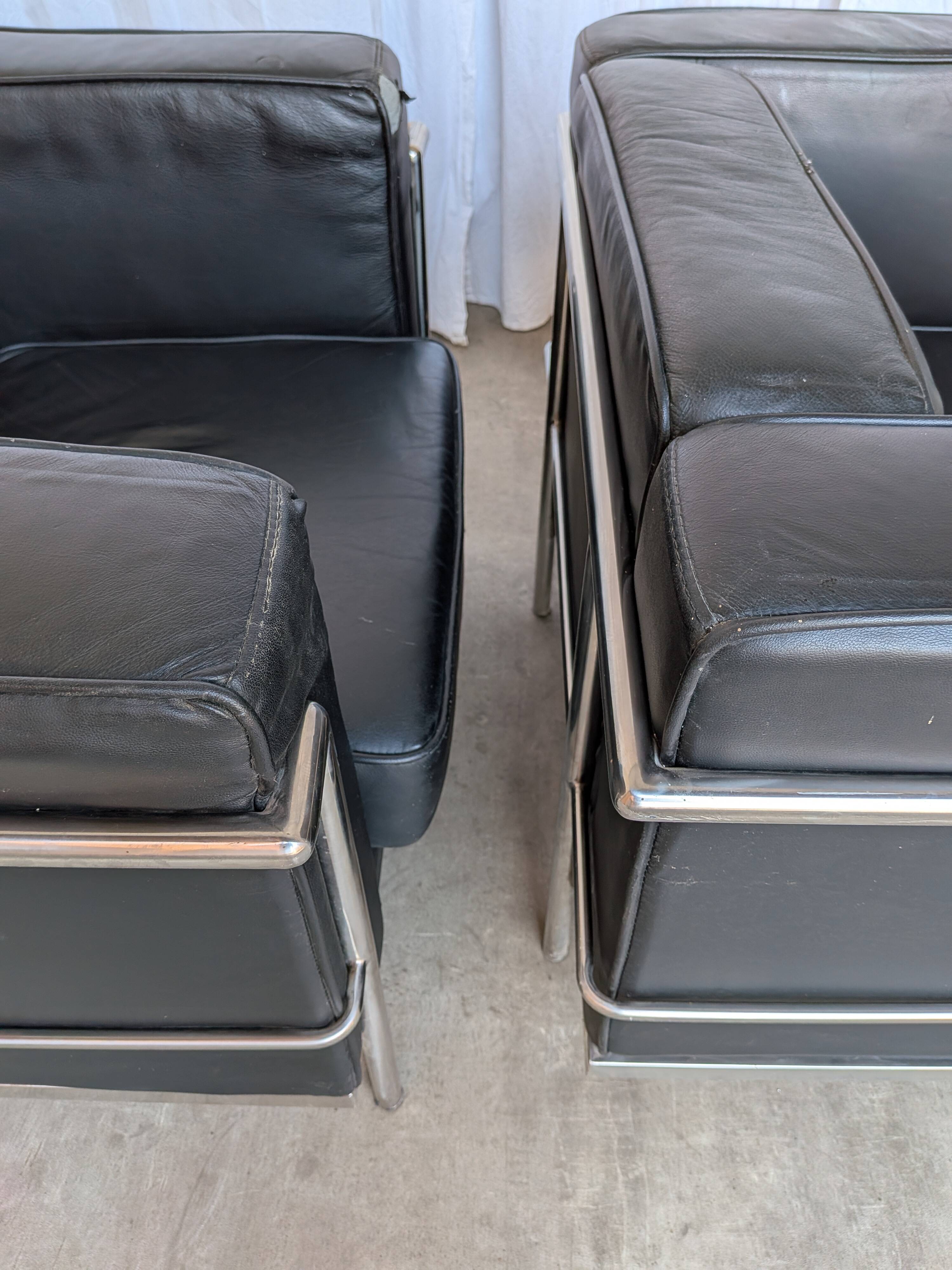 Set of 2 Mid-century Black Leather Lounge Chairs / Italian Design Armchairs