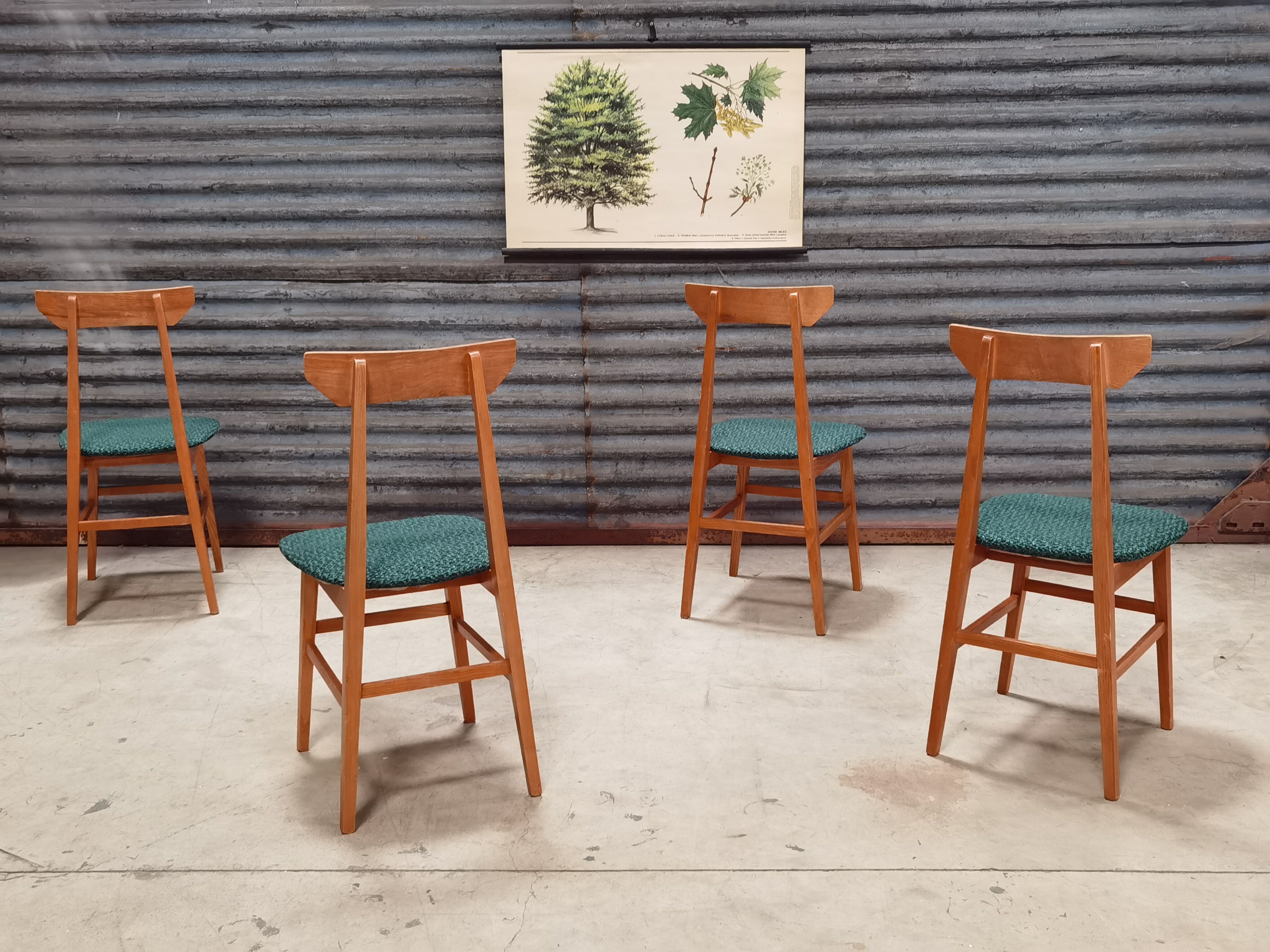 Set of 4 Chairs Drevotex Emerald Green