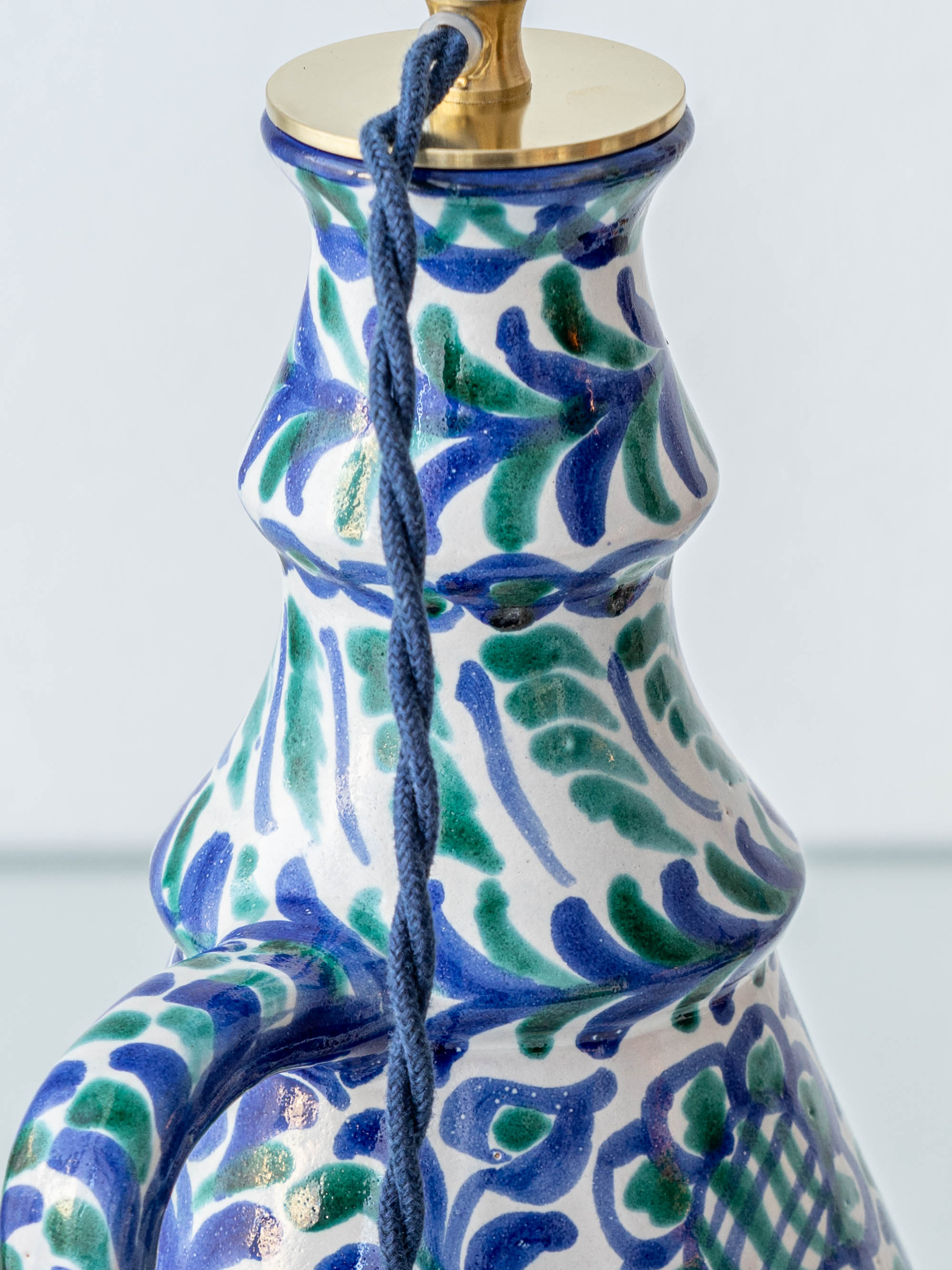 Fajalauza Ceramic Table Lamp with Hand-Woven Lampshade, Granada, Spain