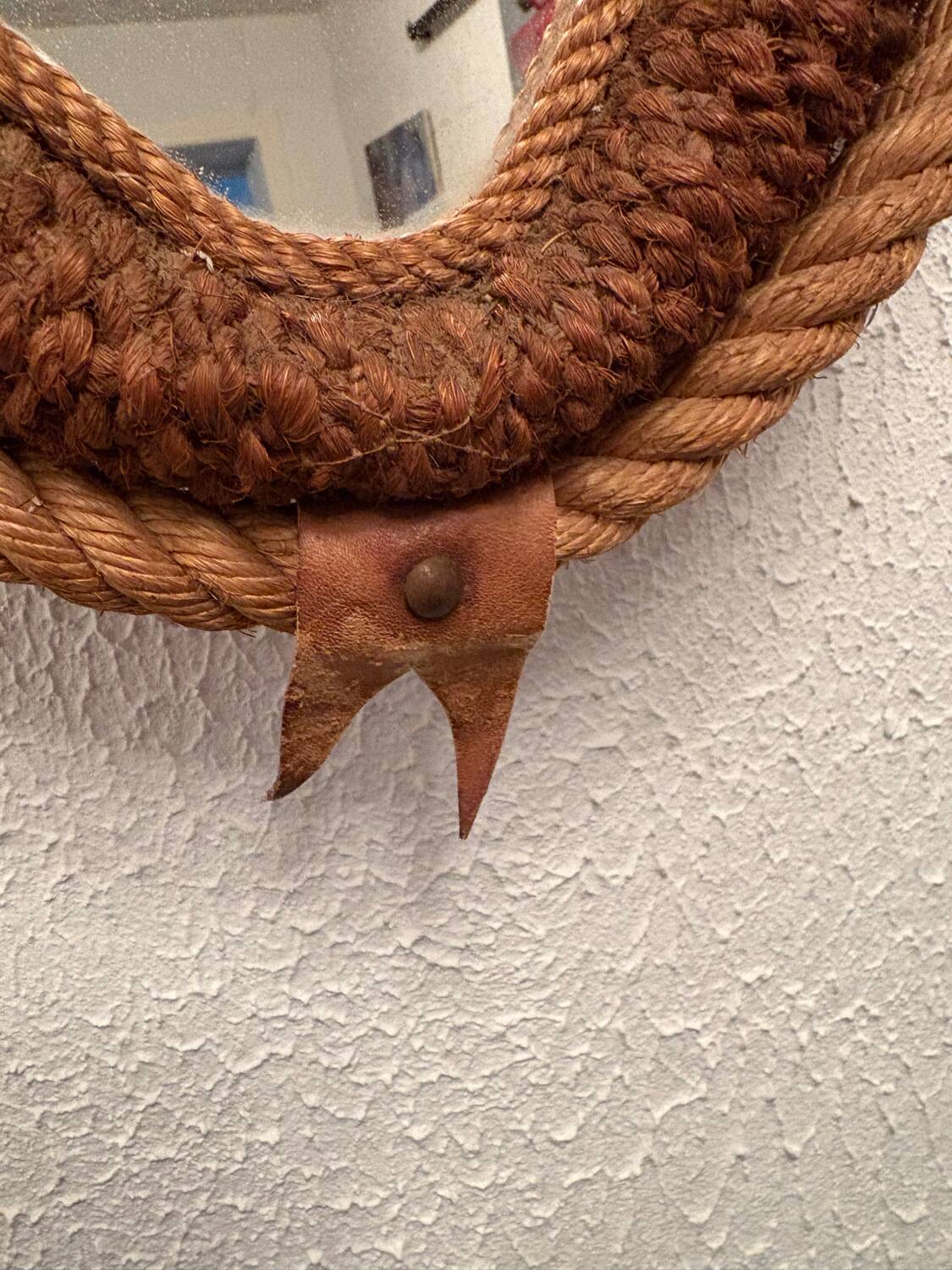 Audoux kitty horse necklace mirror