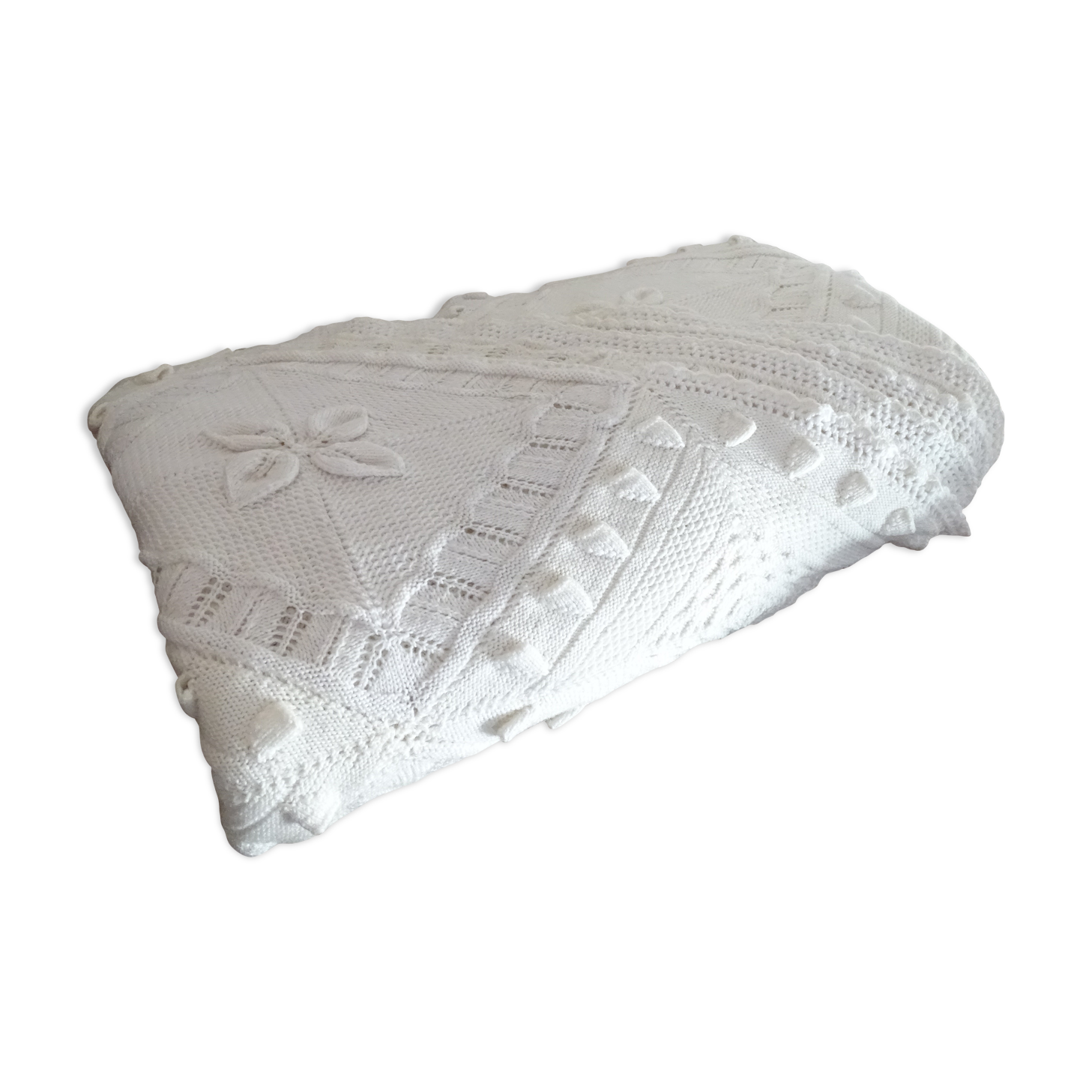 Old crochet bed cover 255 cm x 215 cm