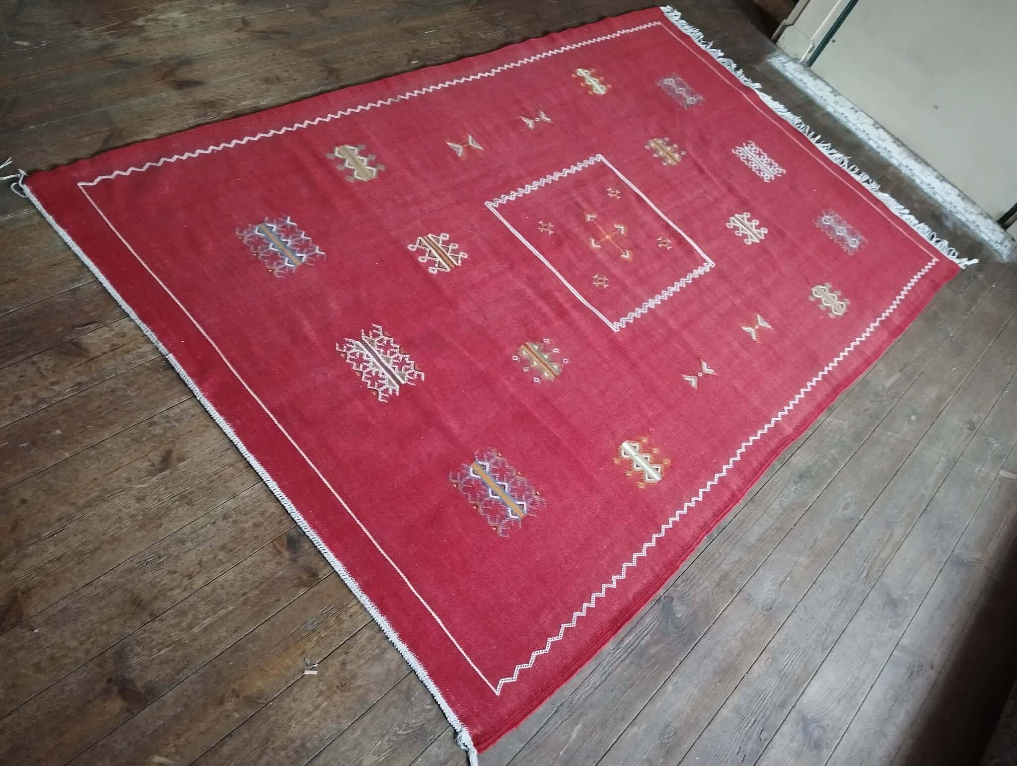 Handmade Berber rug 254x157cm