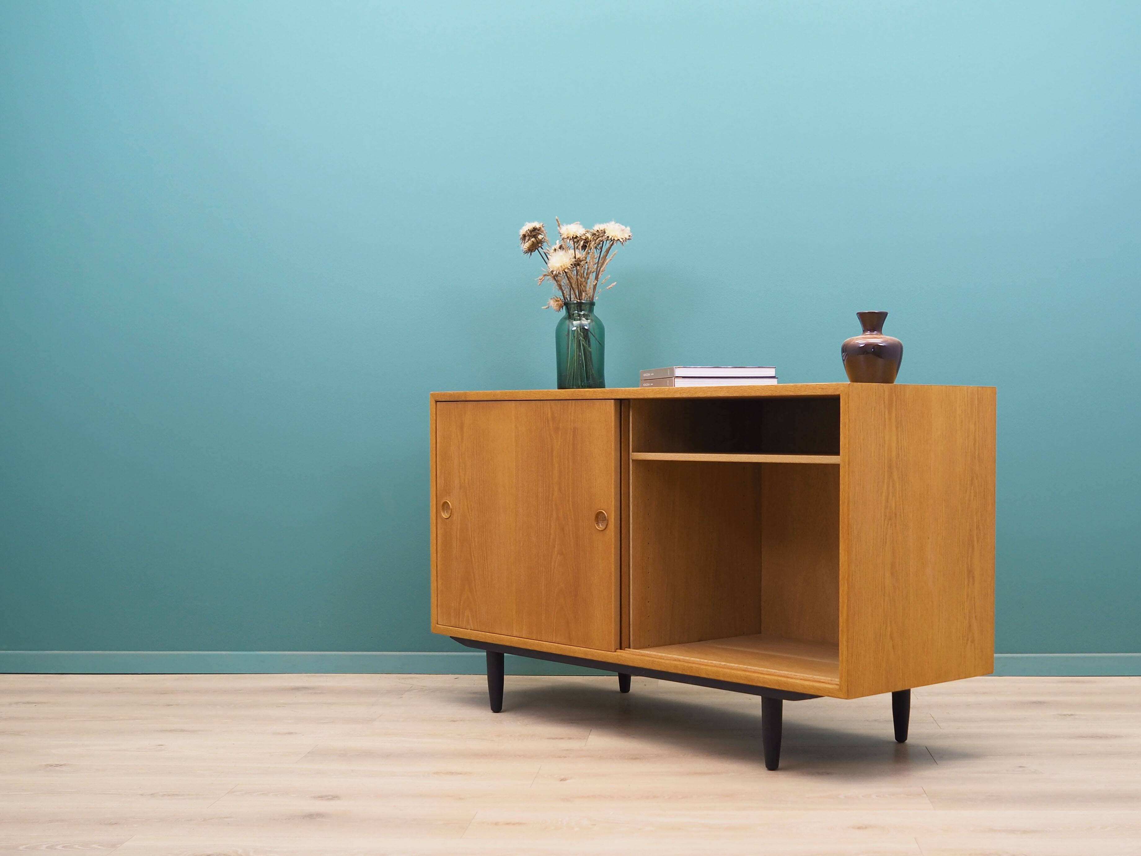 Oak cabinet, Scandinavian design, 1960s, designer: Børge Mogensen, manufacturer: AB Karl Andersson &