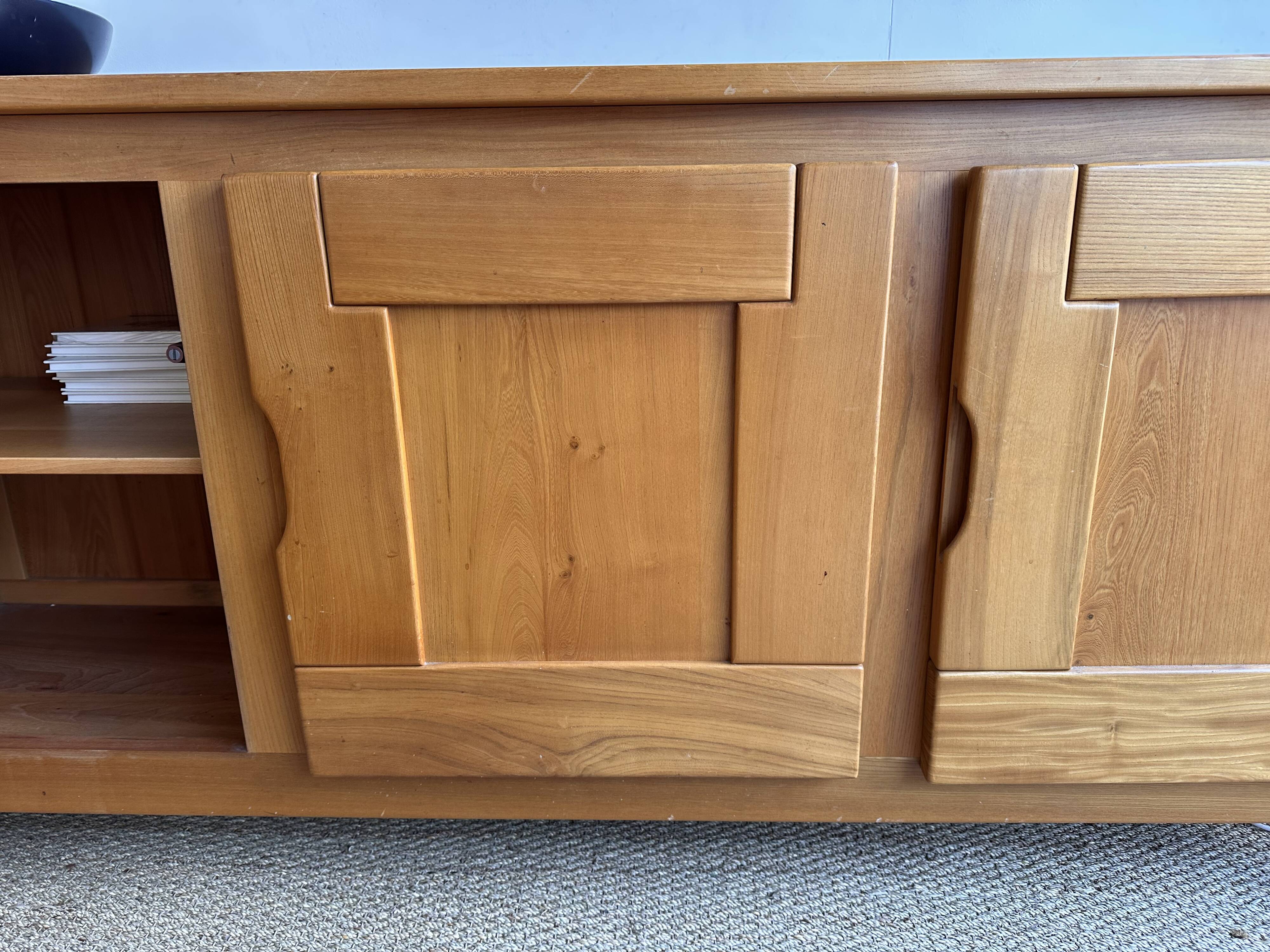 Enfilade in the style of Regain house.