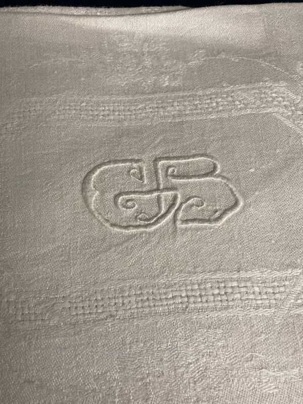 Service de table en damassé