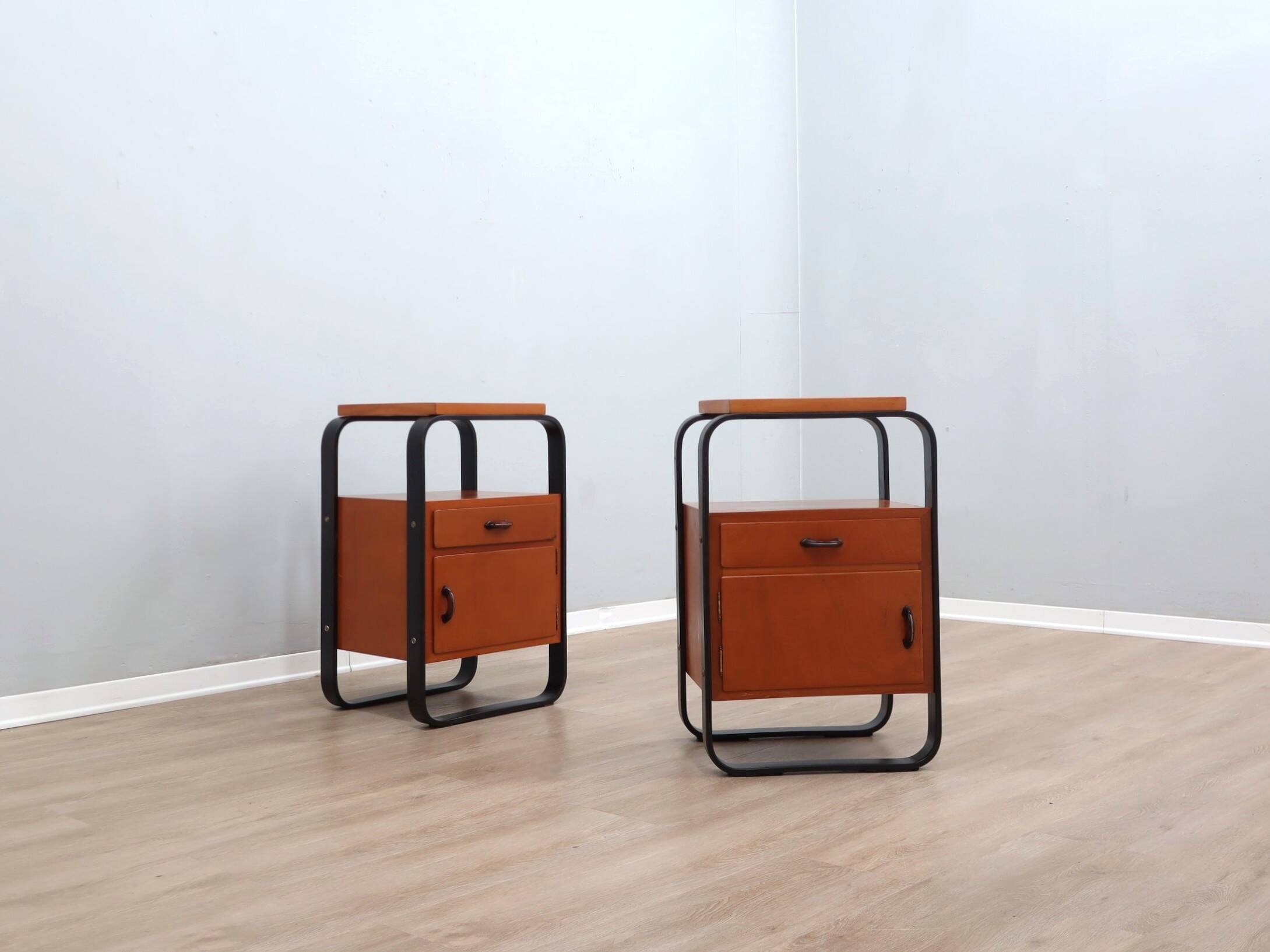 1940s Giuseppe Pagano Pogatschnig set of nightstands