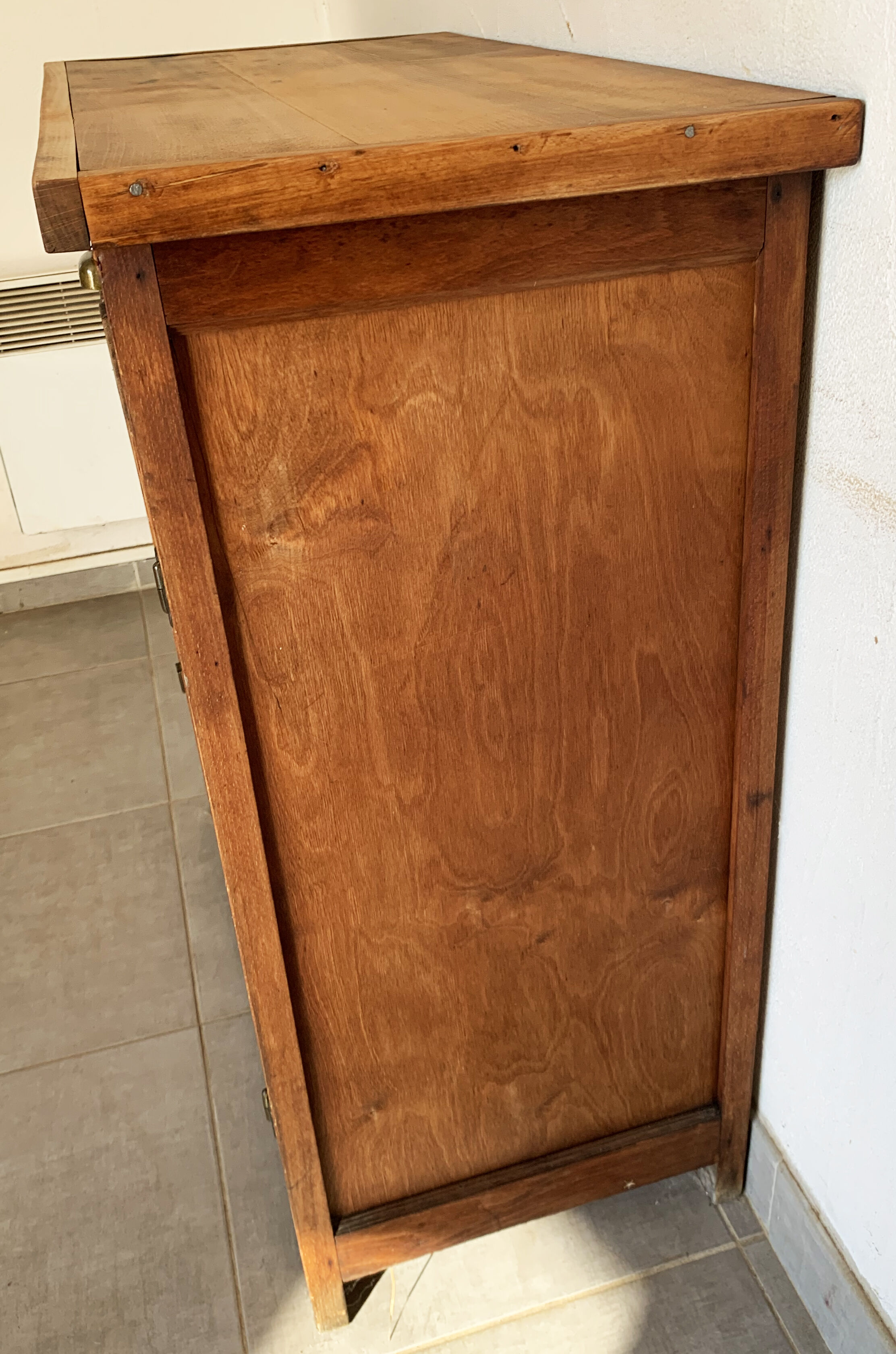 Vintage Parisian buffet in solid oak from the 60s