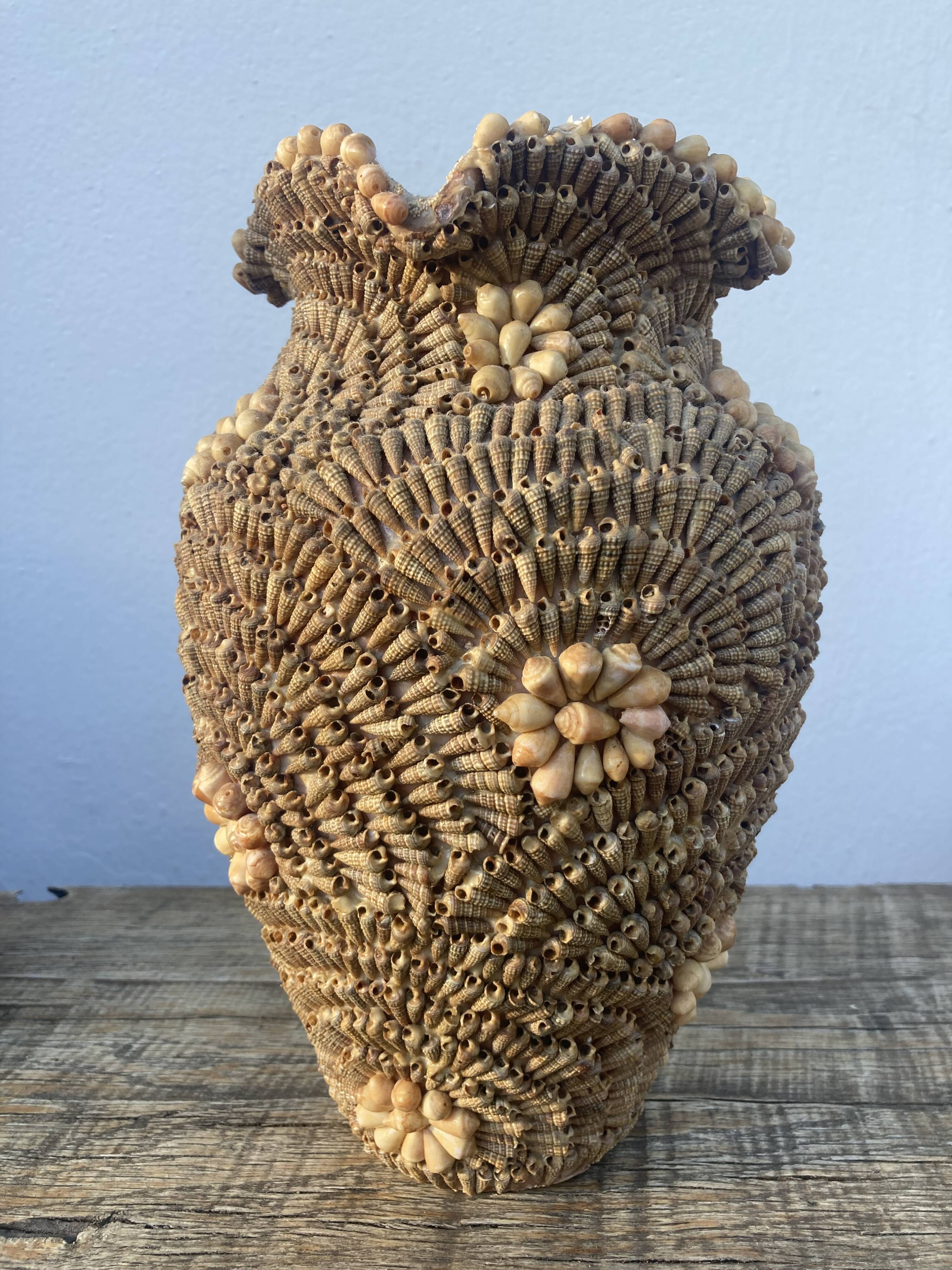 Shell vase from the 70s vintage sandblasted